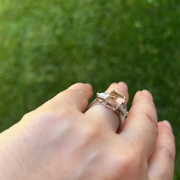 Zirconia peach color engagement ring - Picture 6 of 10